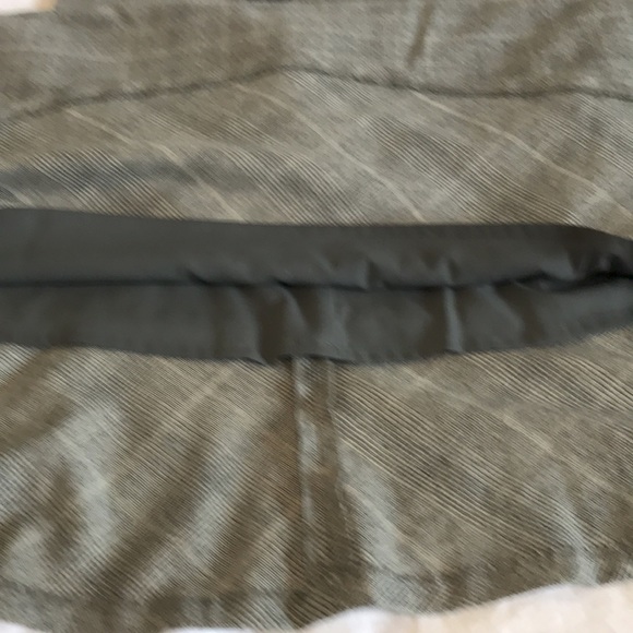 Dress - Picture 6 of 7